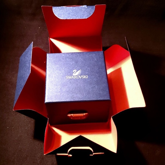 Swarovski Santa - Picture 14 of 15